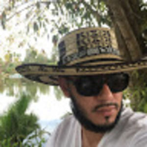 Meet your Posher, Versace